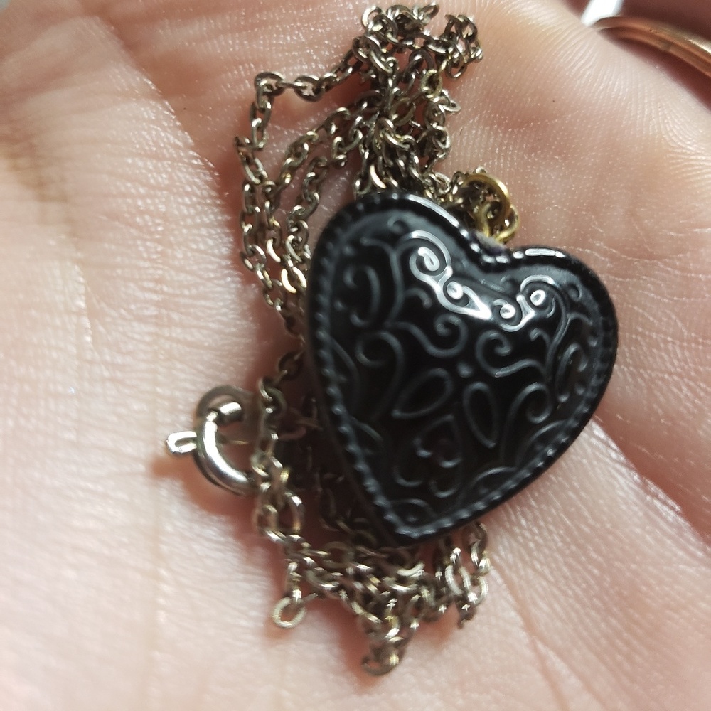 Pendant necklace